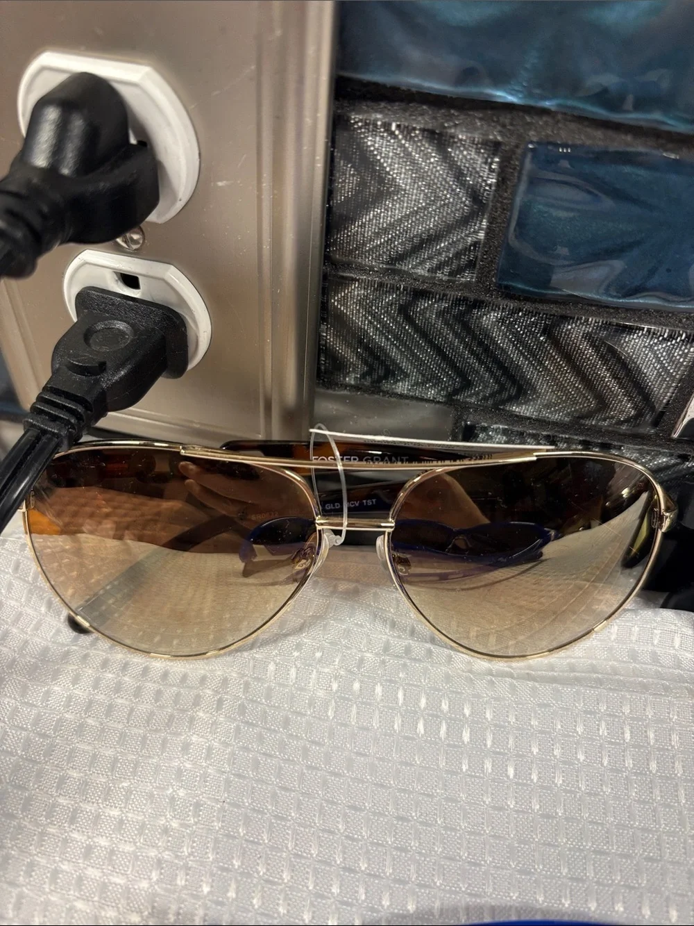 Blue Sport Sunglasses + 2 Assorted Sun Styles
